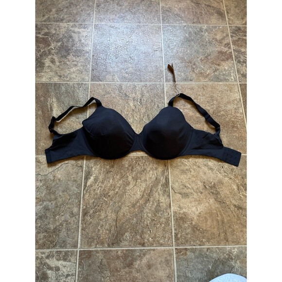 Skims Fits Everybody T-shirt Demi Bra Size 36DDDD Onyx